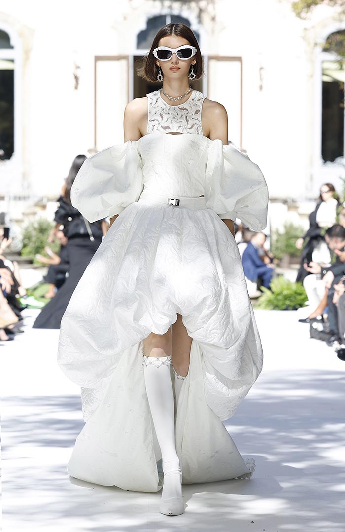 BOSIDENG Milan Fashion Show runway presentation